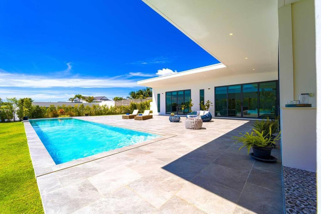 Luxury Large 3 Bedroom Pool Villa! - Kh-c5 *